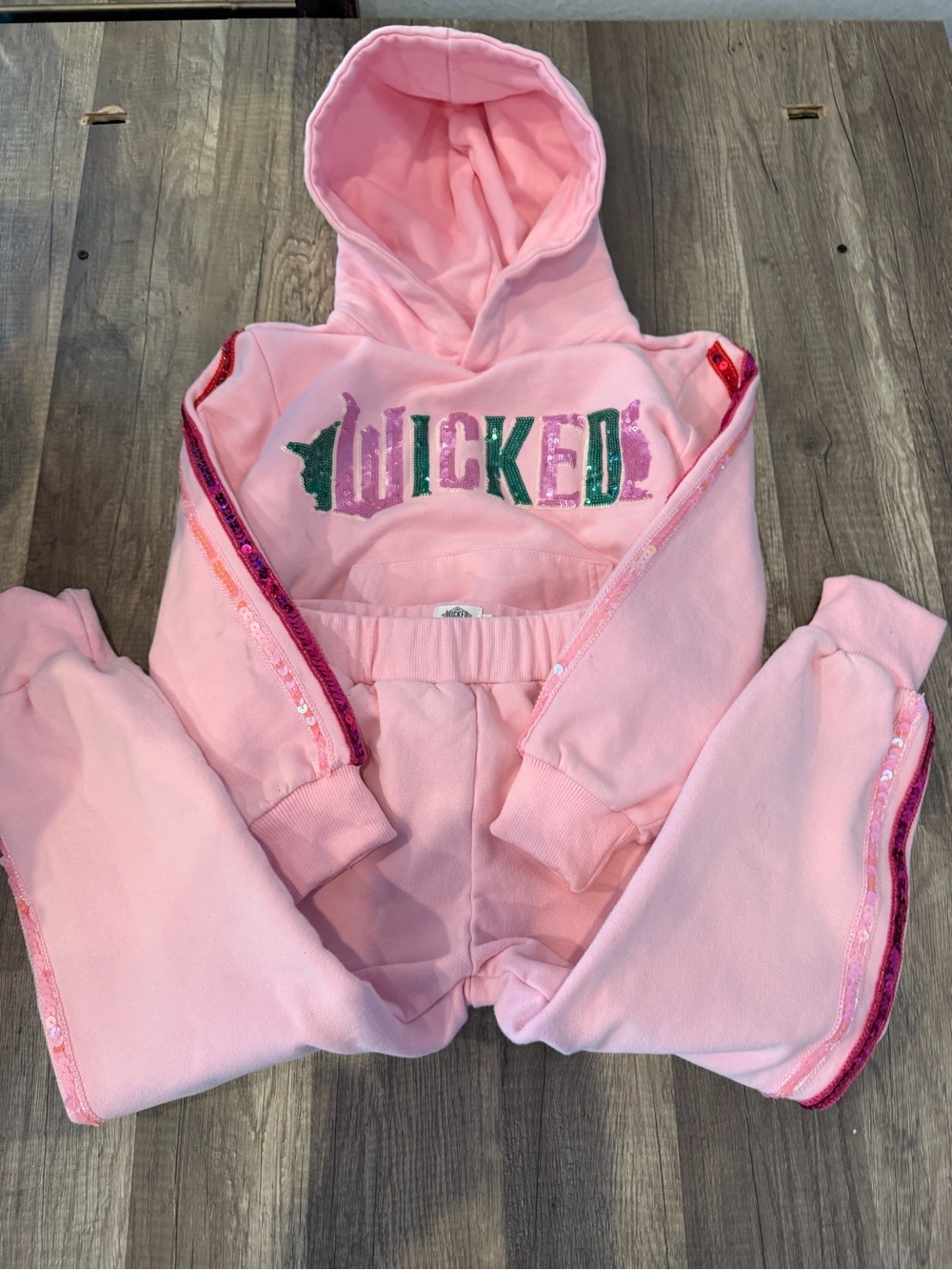 Lola + the boys Pink 'Wicked' Sequin Hoodie & Jogger Set size kids 6 - Picture 3 of 9